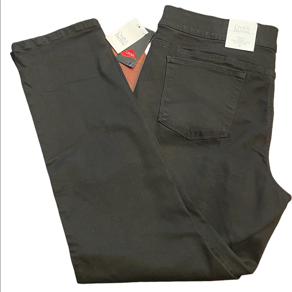 Croft & Barrow girlfriend pull on Jeans, black, size 18